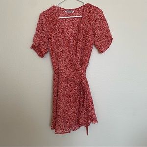 🍒 Reformation red mini wrap dress XS